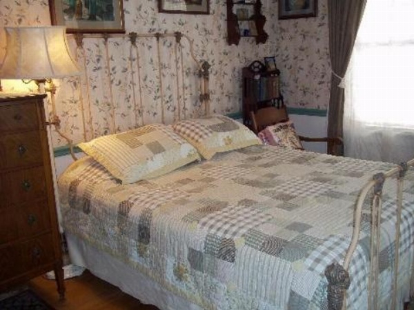 A Sentimental Journey image 15